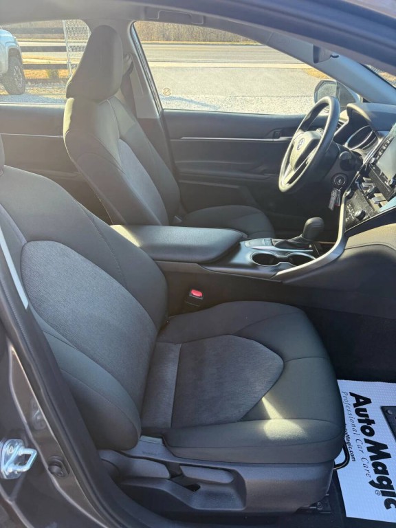 2024 Toyota Camry Image 9