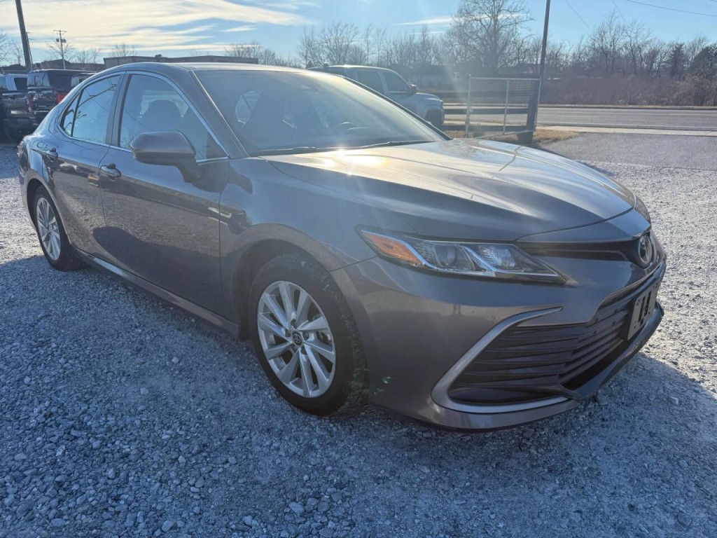 2024 Toyota Camry Image 3