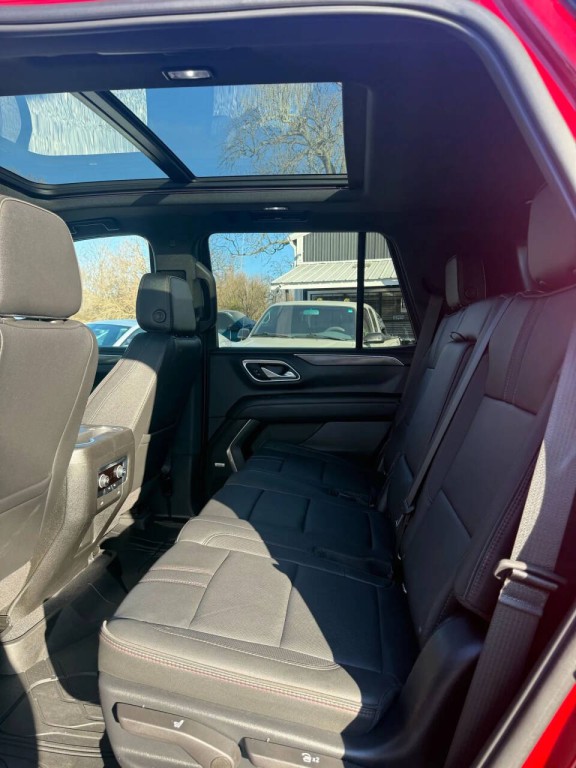 2022 Chevrolet Tahoe Image 12