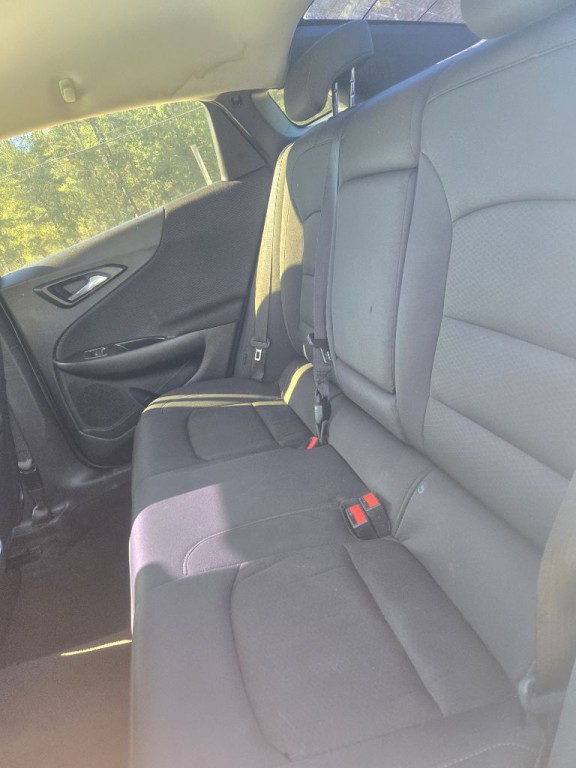 2017 Chevrolet Malibu Image 6