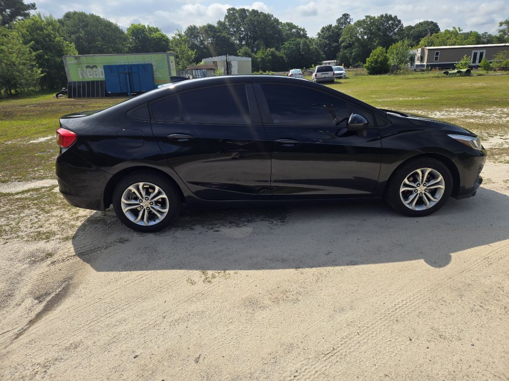 2019 Chevrolet Cruze Image 5