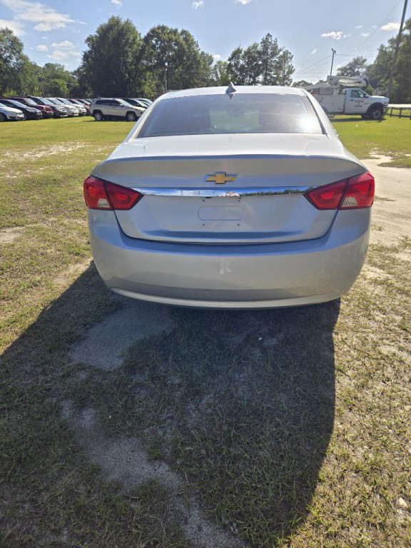 2018 Chevrolet Impala Image 2