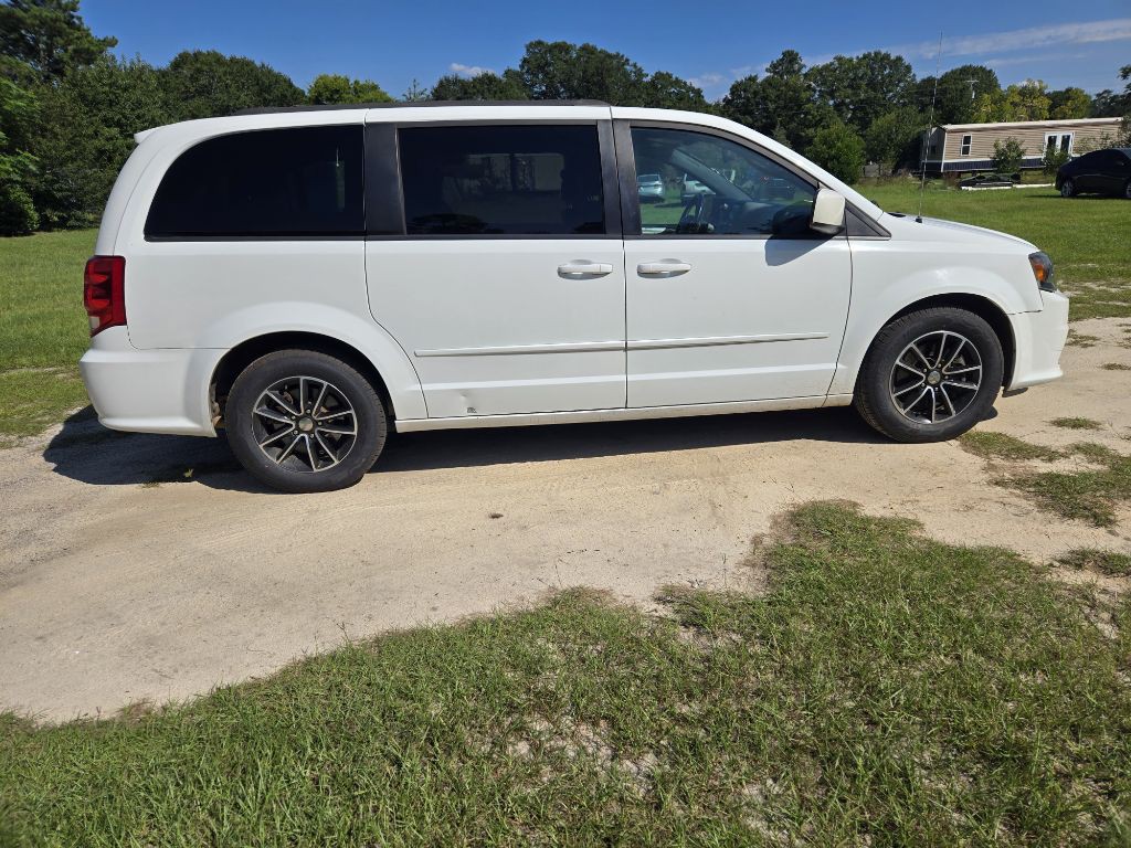 2017 Dodge Grand Caravan Image 2