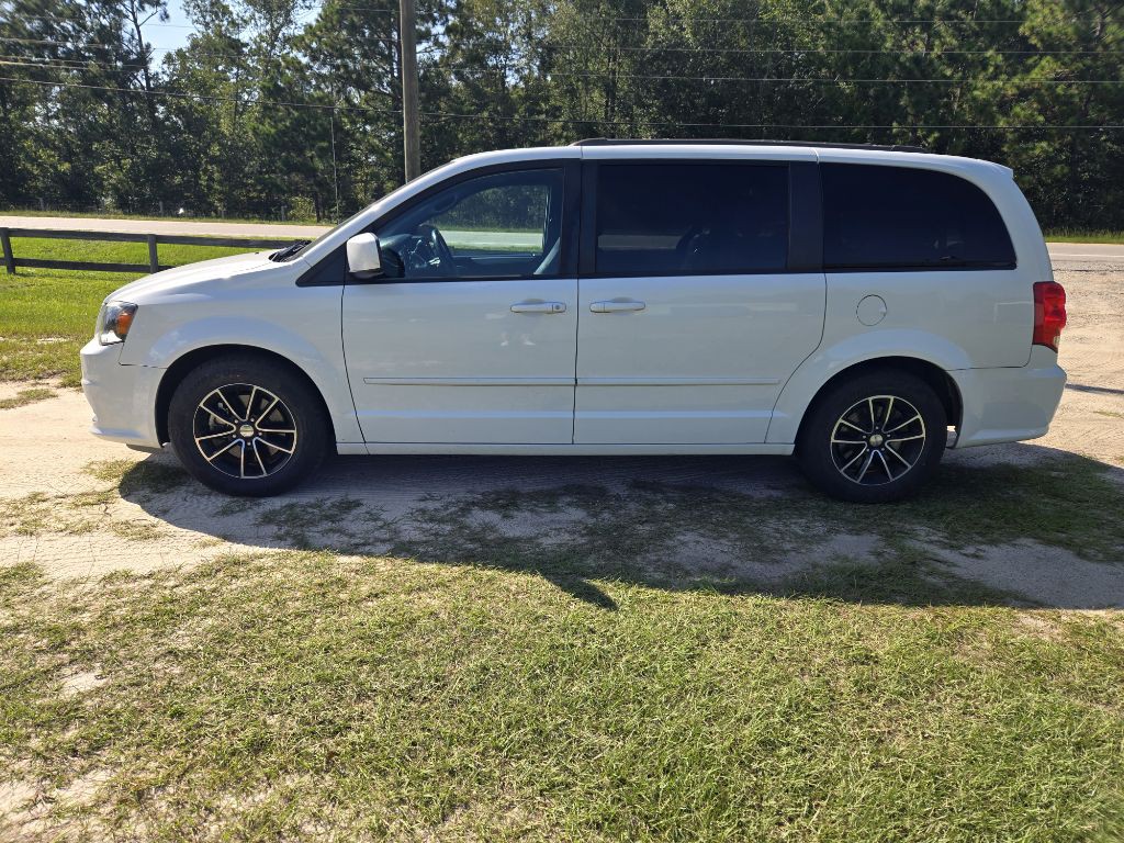 2017 Dodge Grand Caravan Image 4