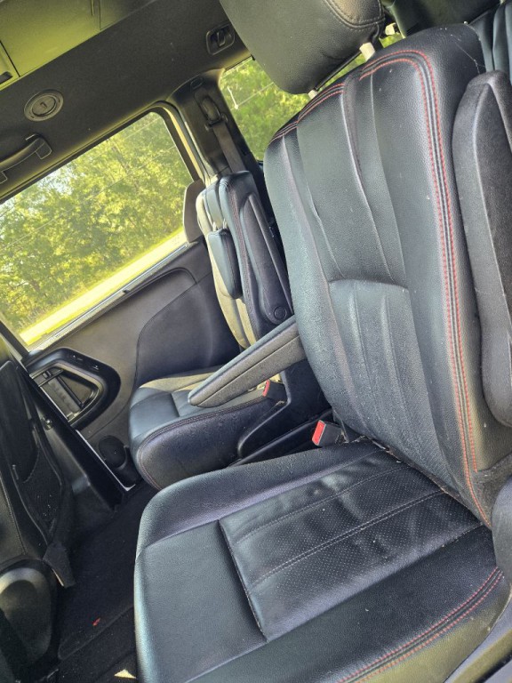 2017 Dodge Grand Caravan Image 5