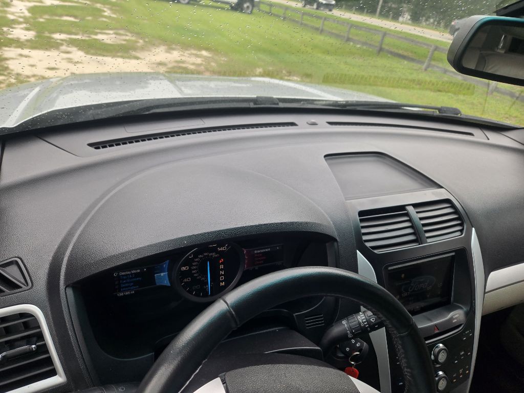 2011 Ford Explorer Image 7