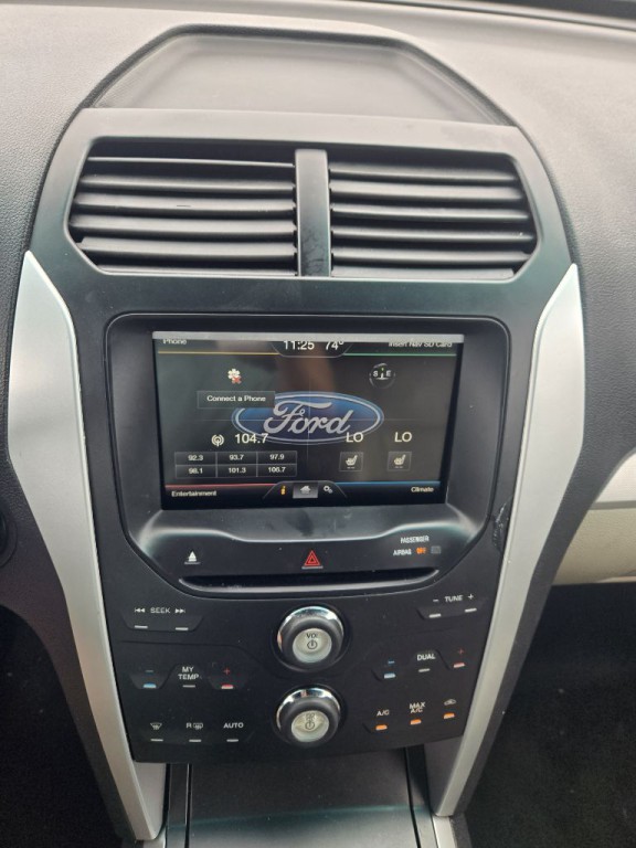 2011 Ford Explorer Image 8