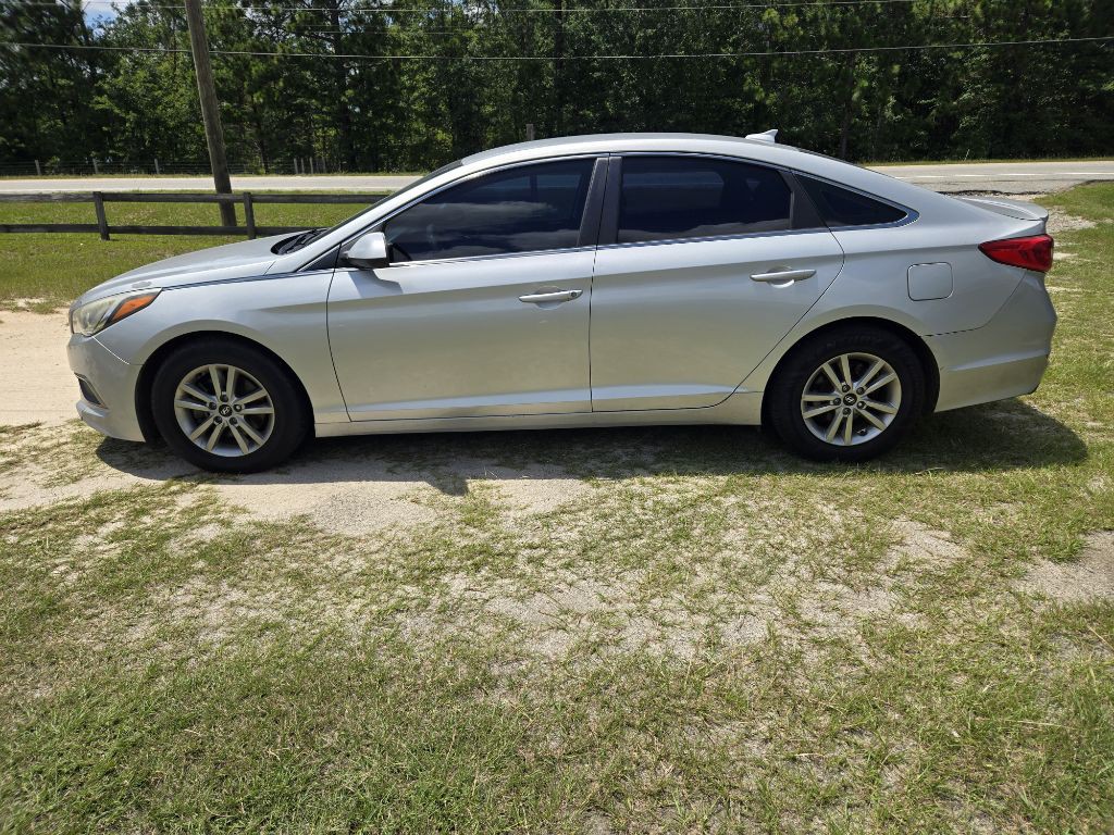 2017 Hyundai Sonata Image 4