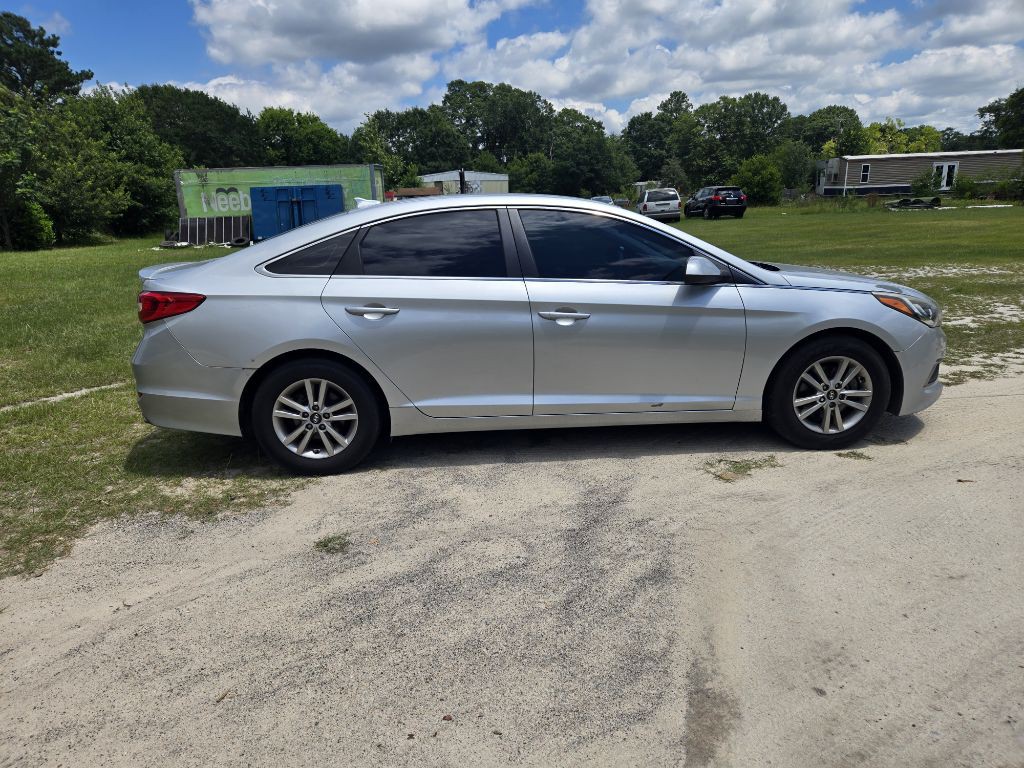 2017 Hyundai Sonata Image 5