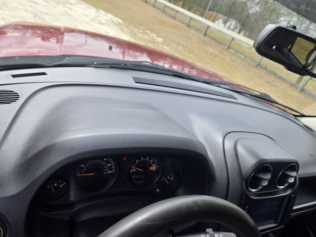 2017 Jeep Patriot Image 9