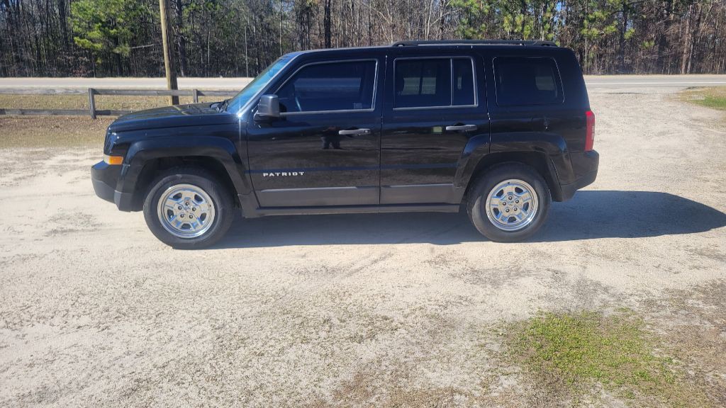 2017 Jeep Patriot Image 2