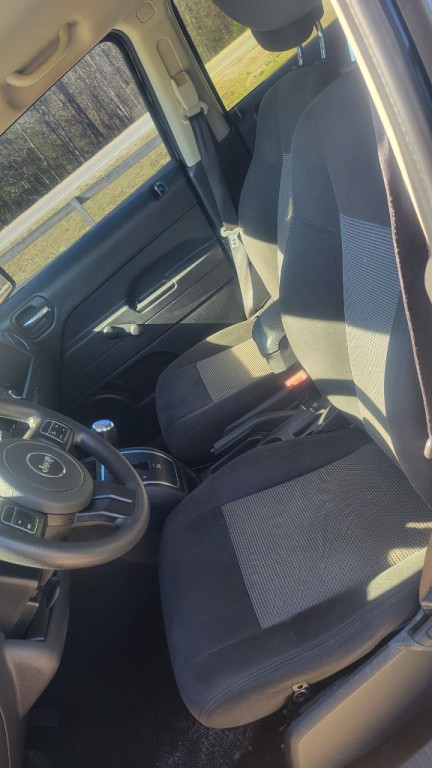 2017 Jeep Patriot Image 6