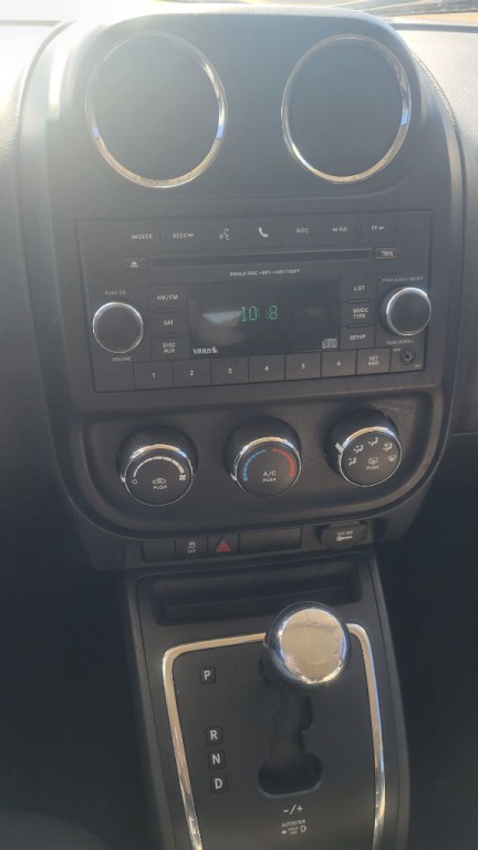 2017 Jeep Patriot Image 8