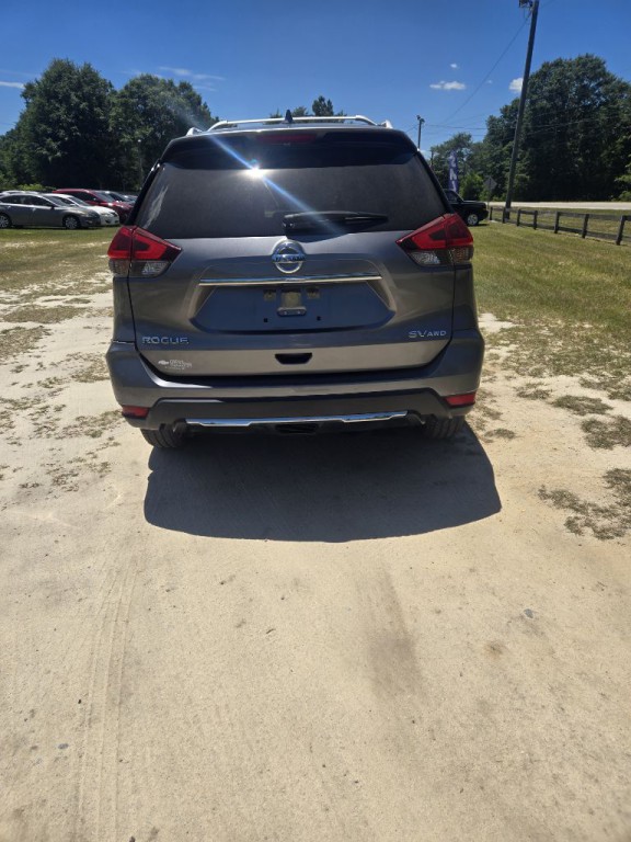 2018 Nissan Rogue Image 4