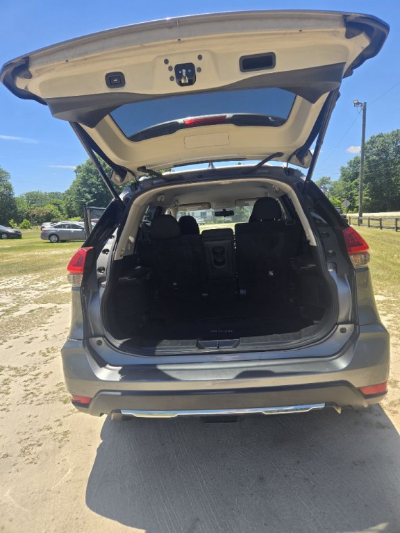 2018 Nissan Rogue Image 5