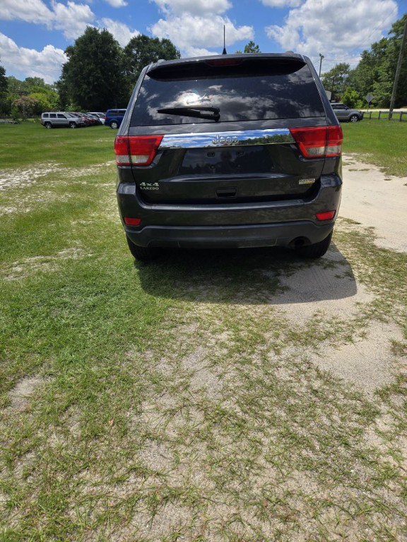 2011 Jeep Grand Cherokee Image 4