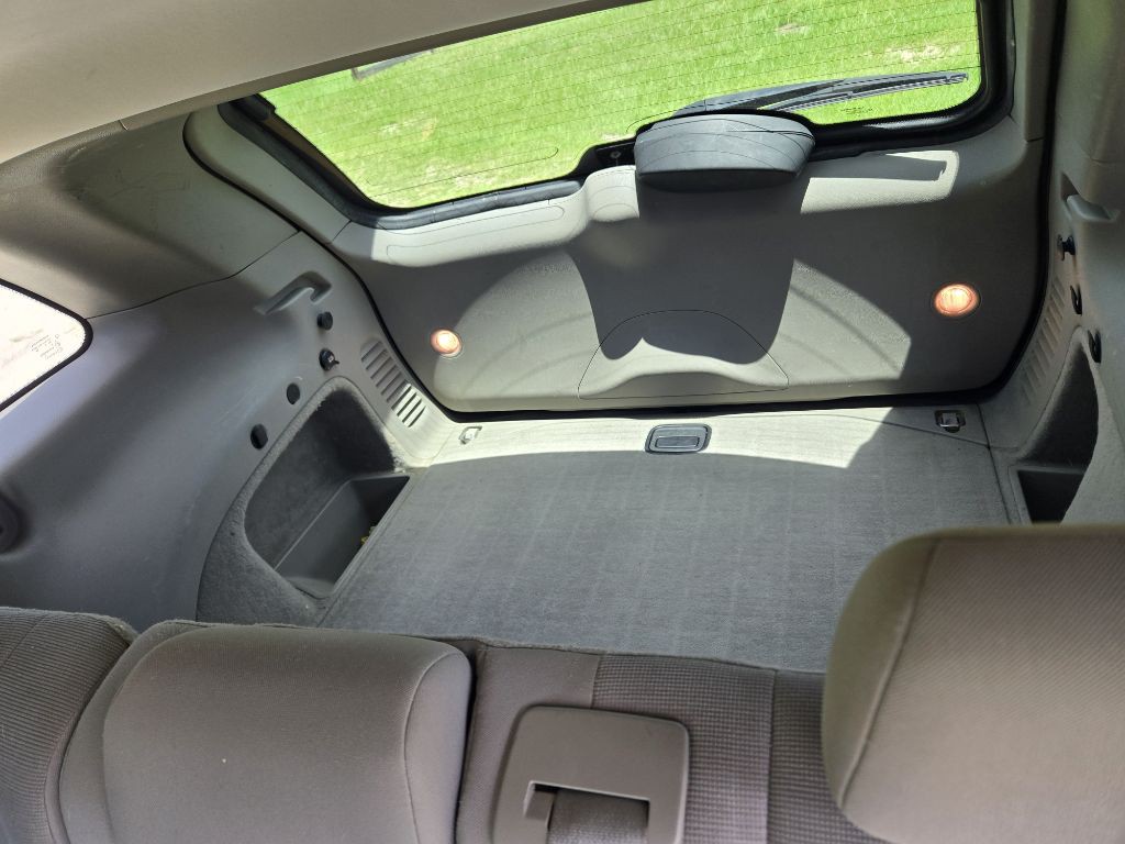 2011 Jeep Grand Cherokee Image 8