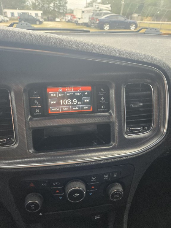 2014 Dodge Charger Image 9