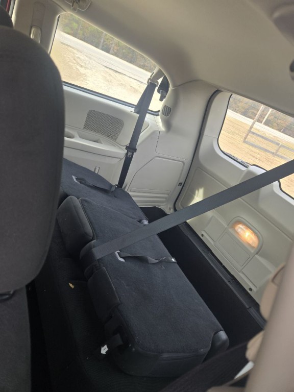 2016 Dodge Grand Caravan Image 6