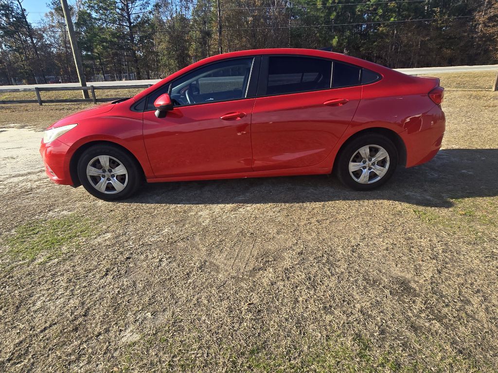 2018 Chevrolet Cruze Image 4