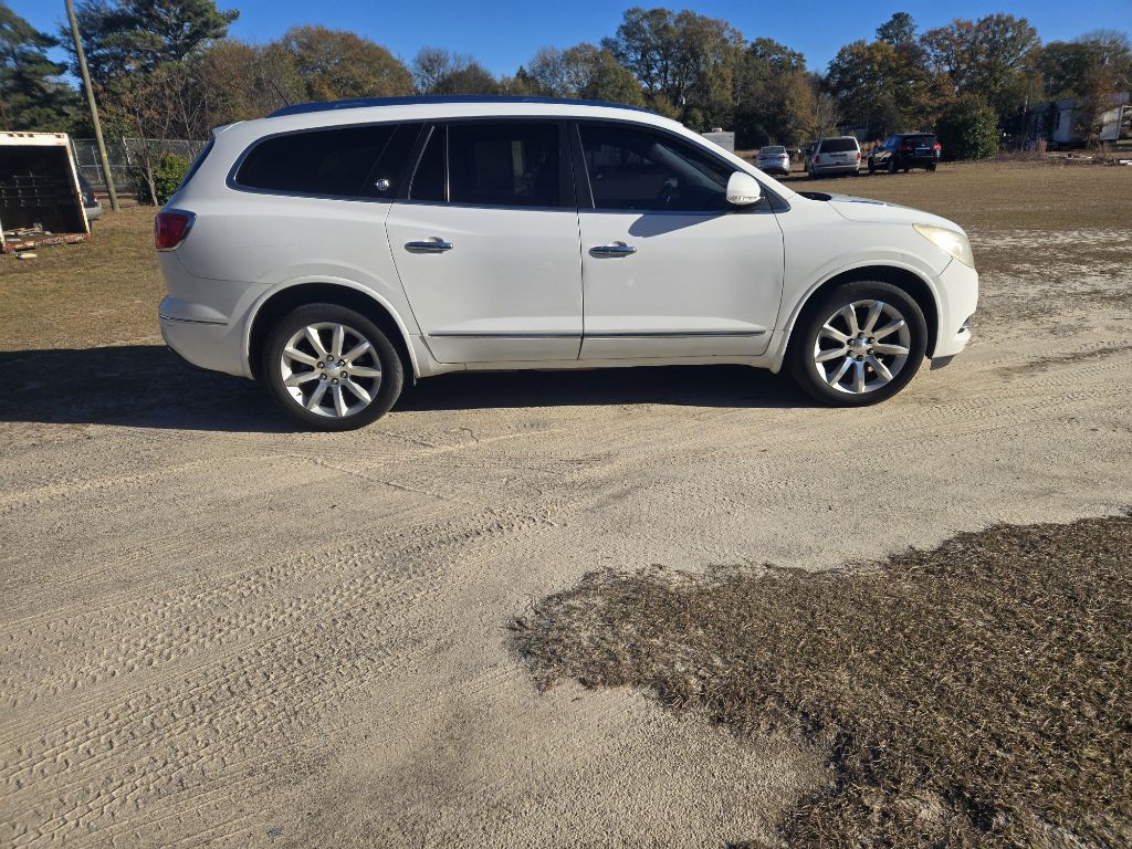 2016 Buick Enclave Image 2