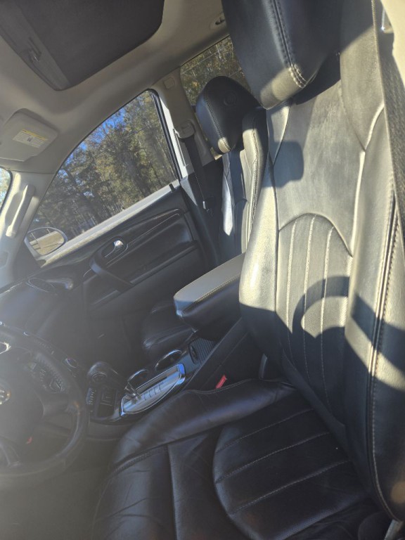 2016 Buick Enclave Image 8