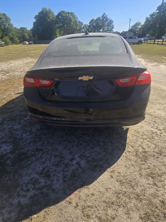 2016 Chevrolet Malibu Image 4