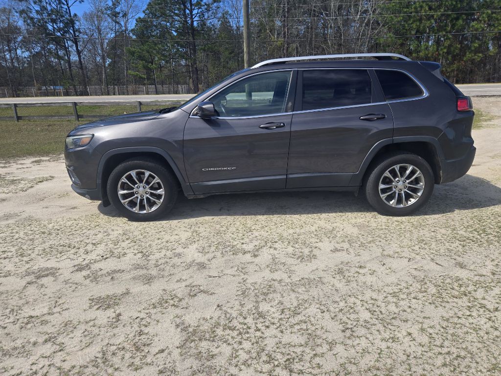 2019 Jeep Cherokee Image 3