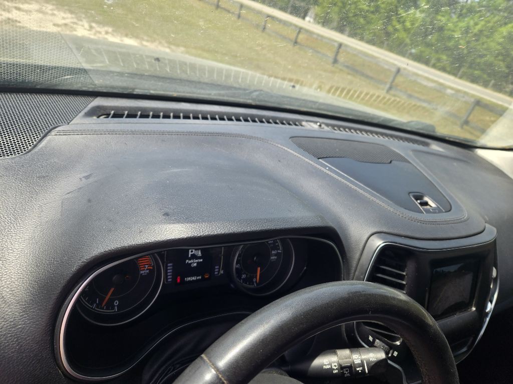 2020 Jeep Cherokee Image 10