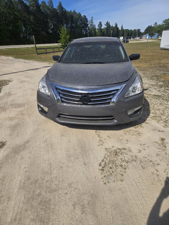 2014 Nissan Altima Image 1