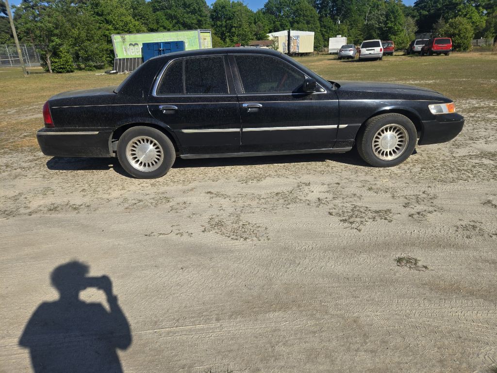 2000 Mercury Grand Marquis Image 3