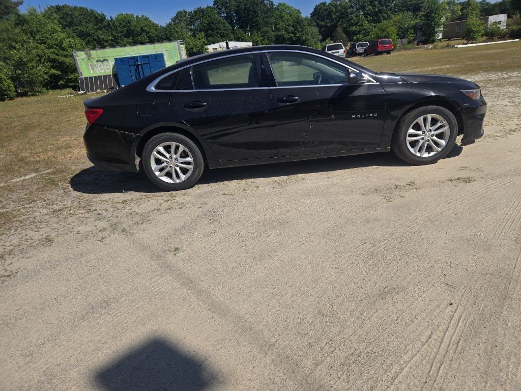 2018 Chevrolet Malibu Image 3