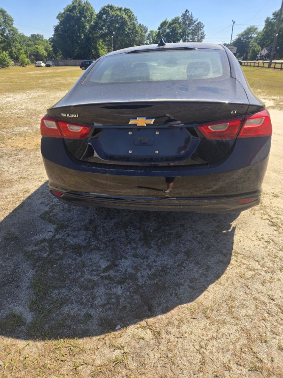 2018 Chevrolet Malibu Image 4