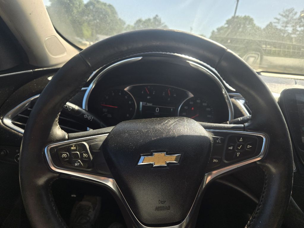 2018 Chevrolet Malibu Image 11