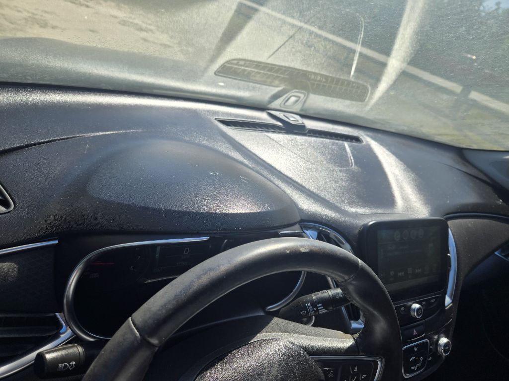 2018 Chevrolet Malibu Image 10