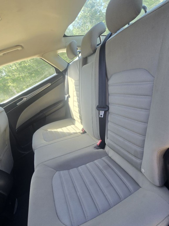 2019 Ford Fusion Image 6