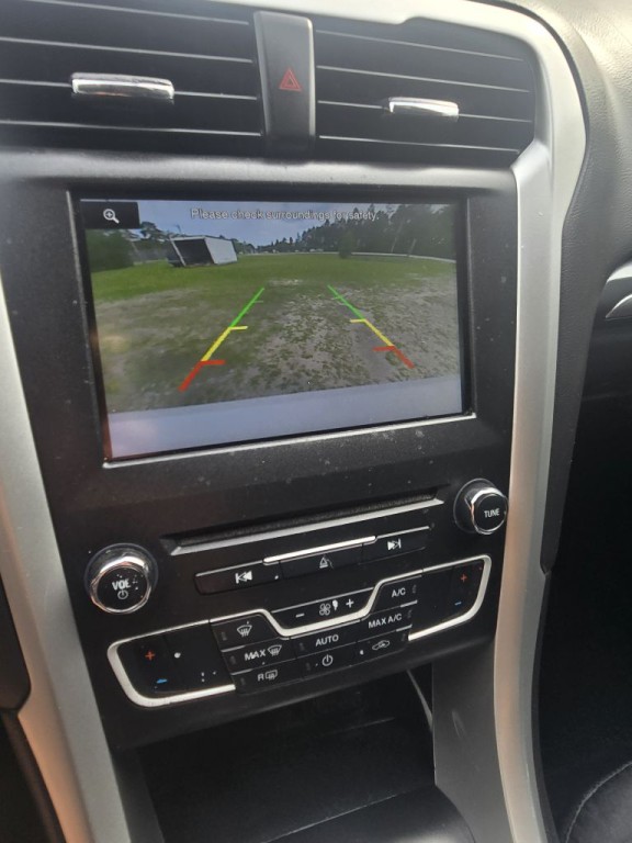 2016 Ford Fusion Image 9
