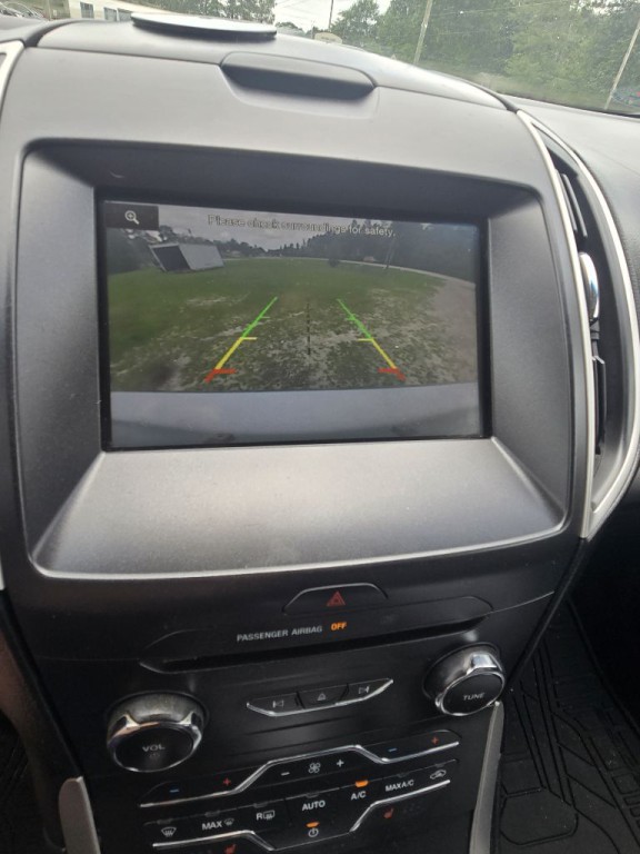 2015 Ford Edge Image 12