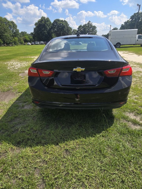 2016 Chevrolet Malibu Image 4