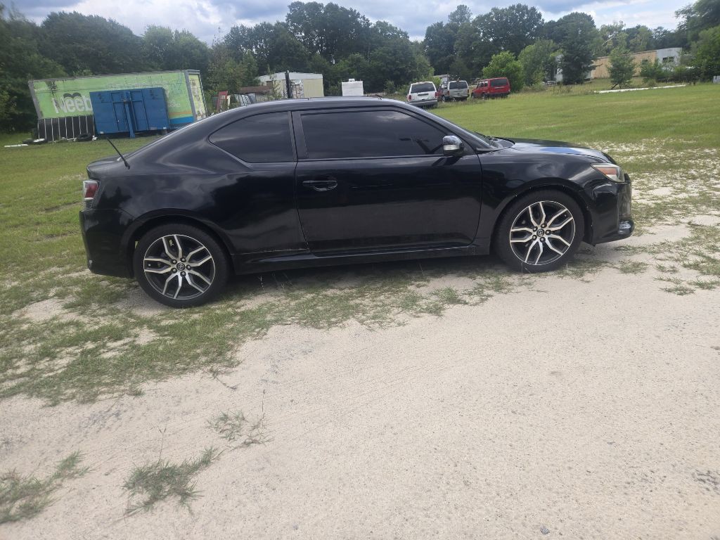 2015 Scion tC Image 3