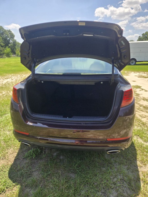 2011 Kia Optima Image 4