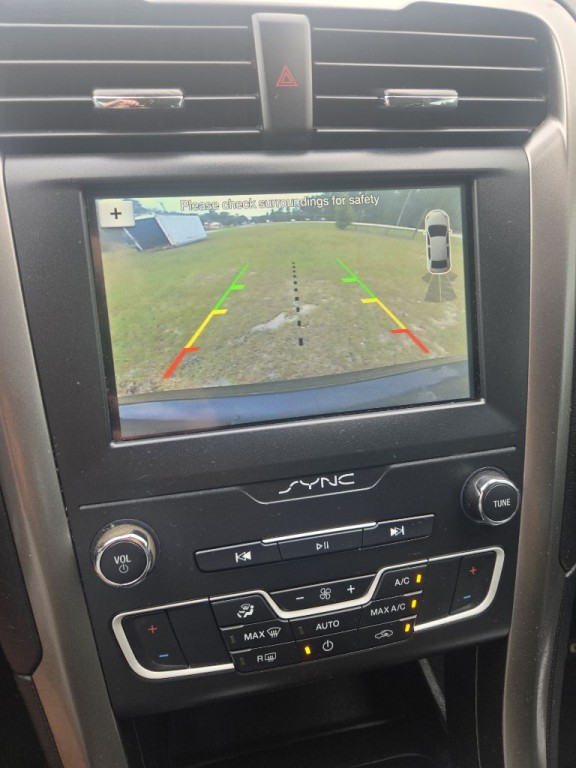 2019 Ford Fusion Image 9