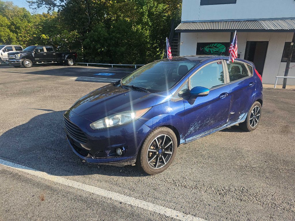 2016 Ford Fiesta Image 1