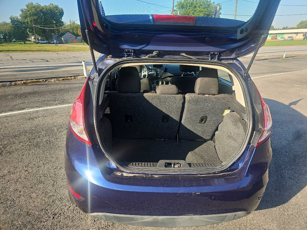 2016 Ford Fiesta Image 6