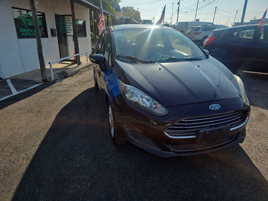 2014 Ford Fiesta Image 5