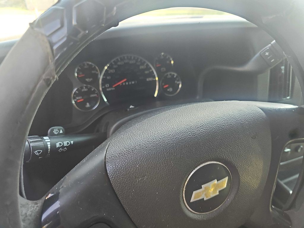 2014 Chevrolet Express Image 11