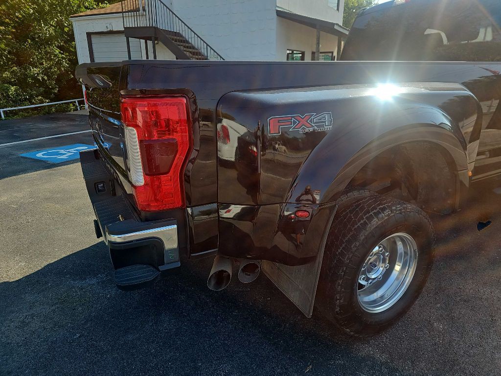 2019 Ford F-350 Image 8