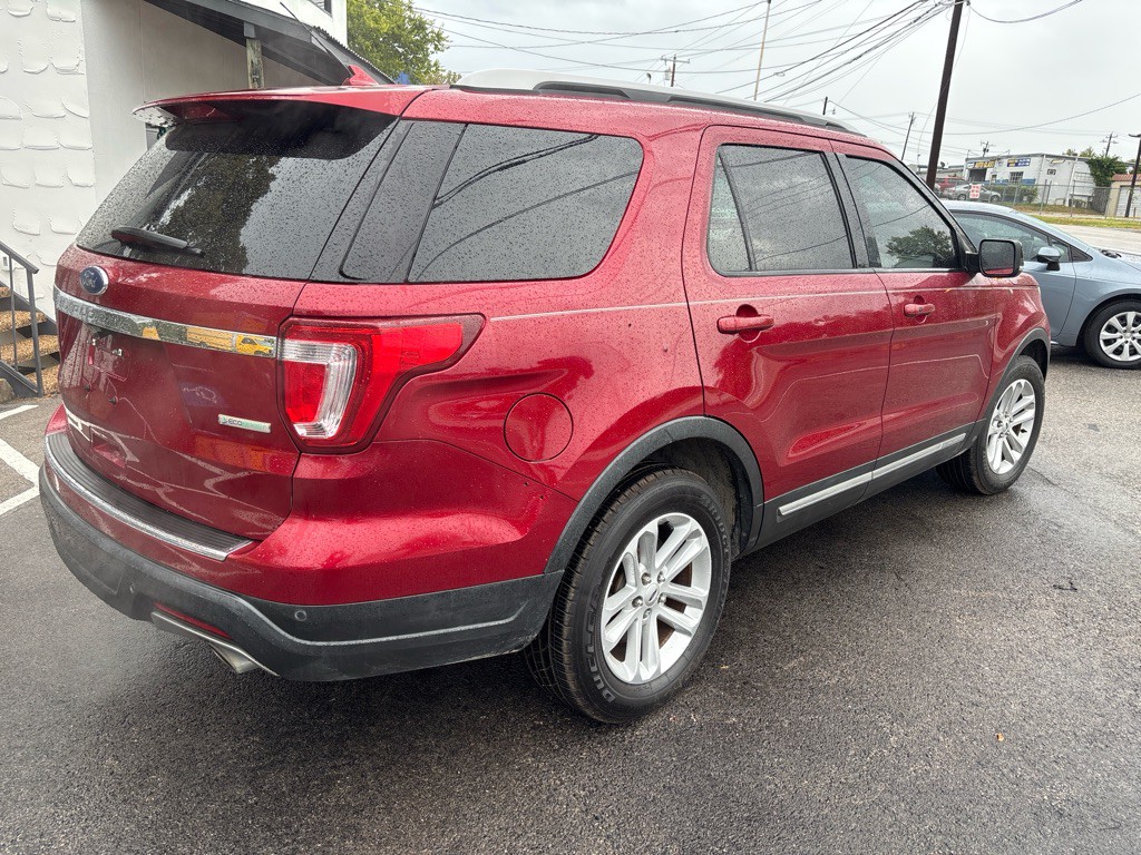 2018 Ford Explorer Image 3