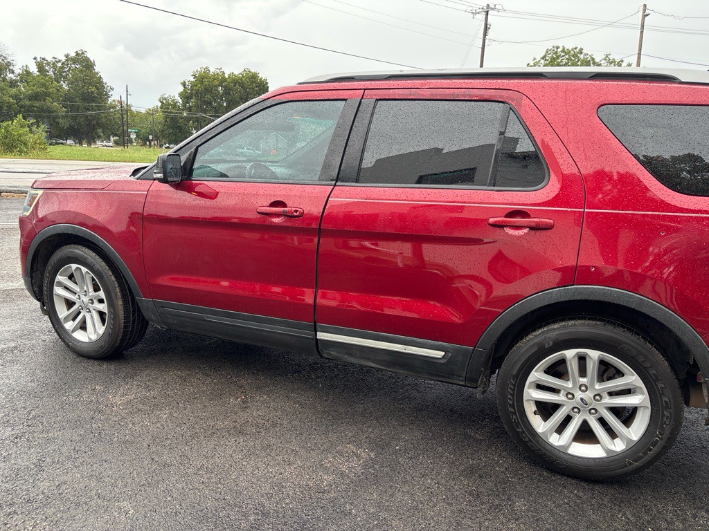 2018 Ford Explorer Image 6