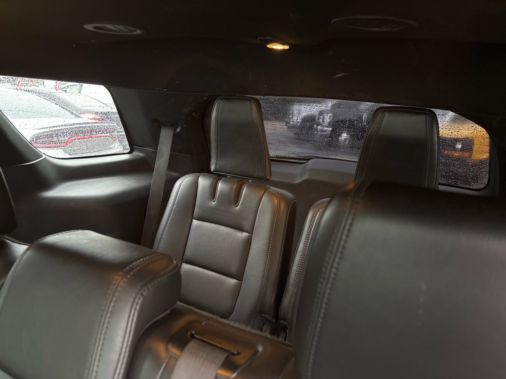 2018 Ford Explorer Image 9
